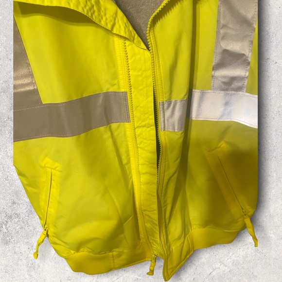 Winter safety coat - Picture 6 of 6